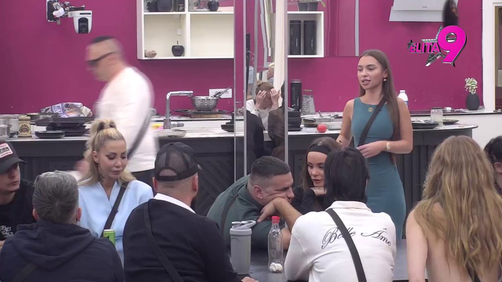 Nije bilo zrno kalkulacija: Vanja priznala da je ljubav Janjuša i Aneli ostavila bez teksta, pa povukla šok potez! (VIDEO)