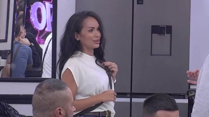 Sanja zakuvala čorbu! Sandra izljubomorisala Janjušu, Grujićeva shvata da joj je TRN U OKU (VIDEO)