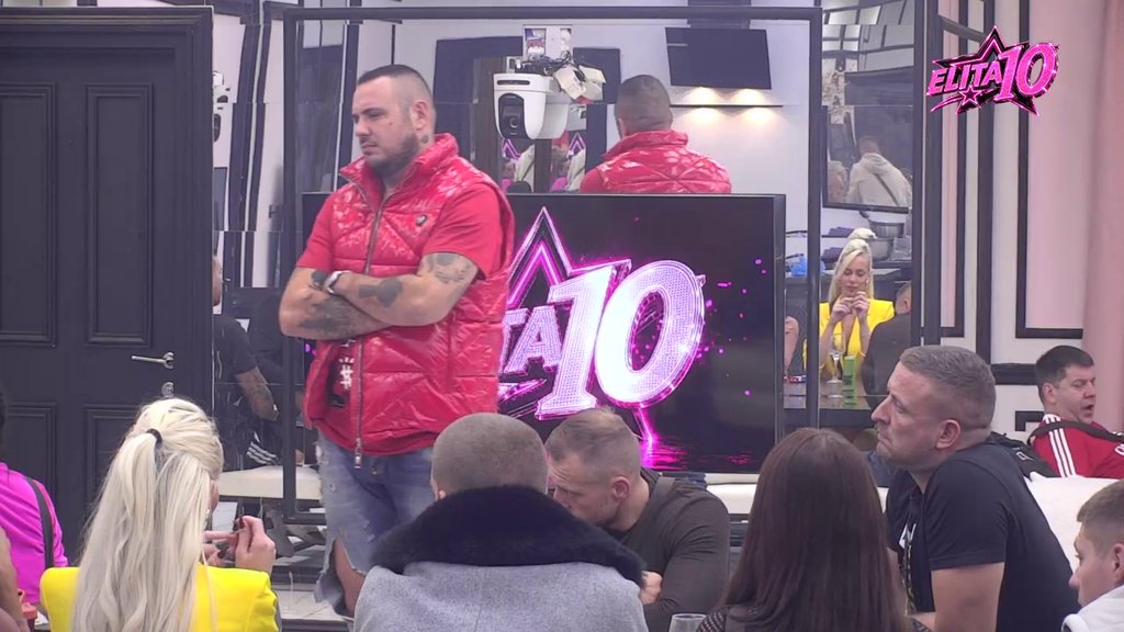 Došli su ovde da prodaju priče: Marko se ogradio od Laure! Ona pokula na Careve reči i žestoko mu odbrusila! (VIDEO)