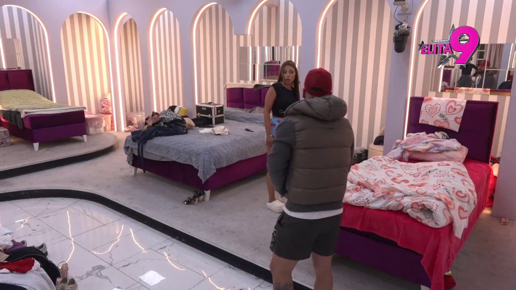 Doživela fras: Anita izgorela od ljubomore zbog Luke i Stanije, odmah mu očitala bukvicu! (VIDEO)