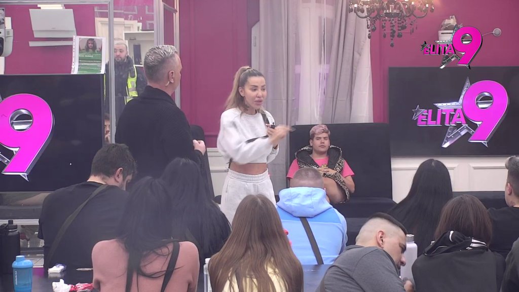 ON JE MONSTRUM, OLOŠ I SMRAD! Aneli iskazala najdublje gađenje prema Asminovom zalaganju za Maju, pa priznala da želi RAZGVOR sa Stanijom Dobrojević: NAS DVE IMAMO... (VIDEO)