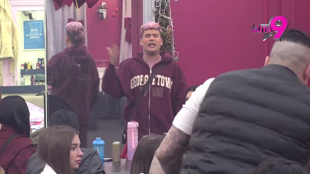 Meni to Aneli nikada ne bi uradila, tvrdim: Asmin zauzeo Terzinu stranu i urnisao Milicu, Uroš skočio da je brani (VIDEO)