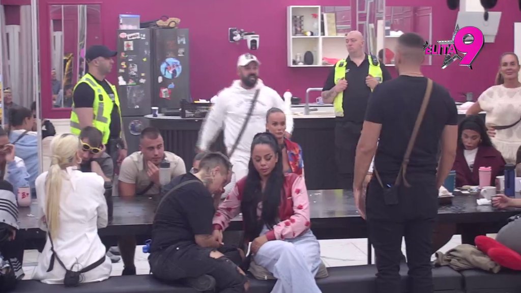 Jedan sukob zamenio drugi, pucalo na sve strane: Luka i Anđelo nisu birali reči jedno za drugo, pa Milena i Stanija dolile ulje na vatru! (VIDEO)