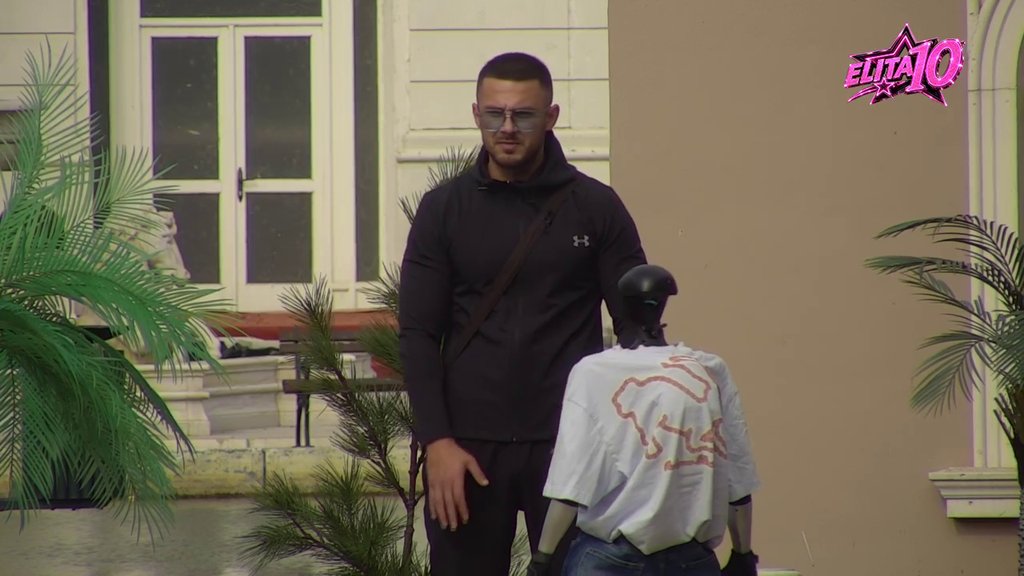 Stavio sve karte na sto: Marko otkrio kakve namere ima prema Lauri, pa otkrio zbog čega je popio kafu sa Miljanom umesto sa njom! (VIDEO)