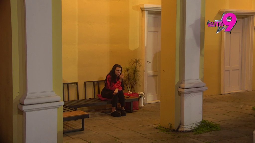 Videla bih da ti imaš ćerku! Anitini urlici odzvanjaju imanjem, zbog Aneli i Luke kuka na sav glas (VIDEO)