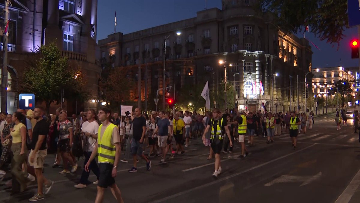 Preslikan Kurtijev vandalizam: Evo šta su blokaderi uradili u centru Novog Sada