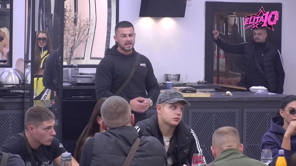 Bukti rat Sanje i Marka! Njegove tvrdnje ŠOKIRALE SVE: Otkrio sve o njenoj porodici, pa pomenuo aferu bivše tašte (VIDEO)