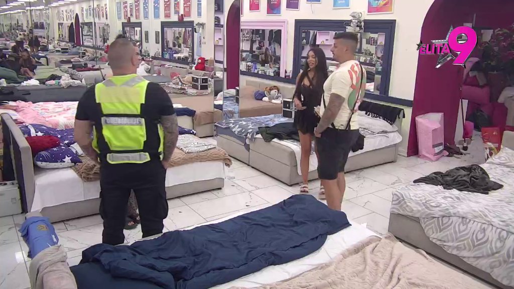 Haos u spavaćoj sobi! Sandra zaratila s Terzom zbog Sofije, ori se sve (VIDEO)