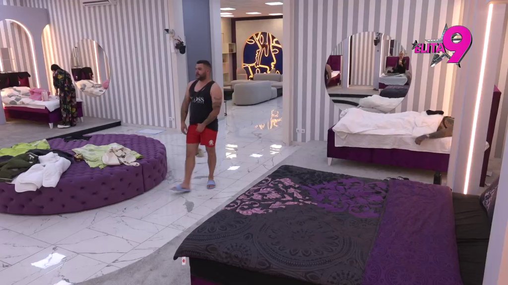 Ja sam si*a za sve njih: Asmin ne štedi reči na Anelin račun, za Luku ima SAMO JEDNO (VIDEO)