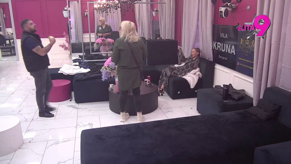 Stanija je i dalje TRN U OKU! Aneli podivljala zbog Asmina, zaurlala na njega: Ponovo je poznata zbog mene, svi su na nju ZABORAVILI (VIDEO)