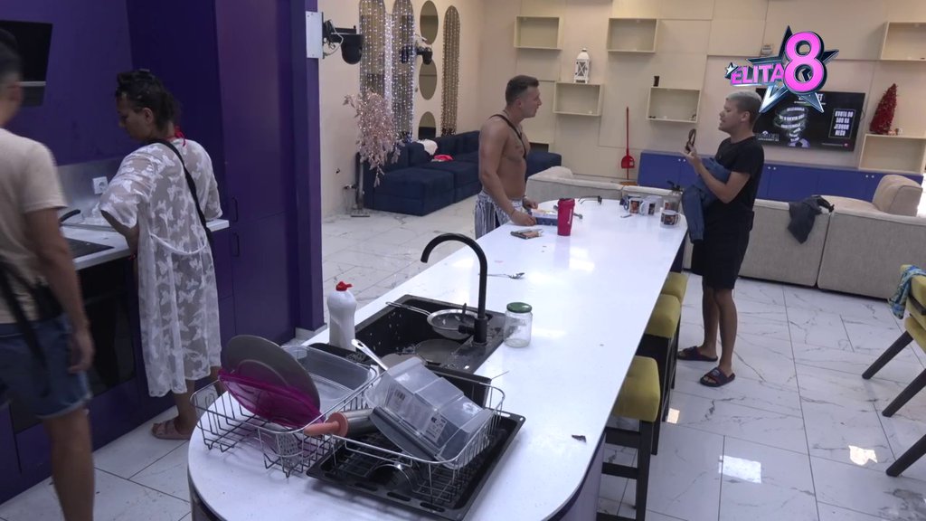 Mesecima ste Gastoza pravili budalom: Uroš Stanić razvezao jezik i osuo žestoku paljbu po Kariću zbog flerta sa Anđelom! (VIDEO)