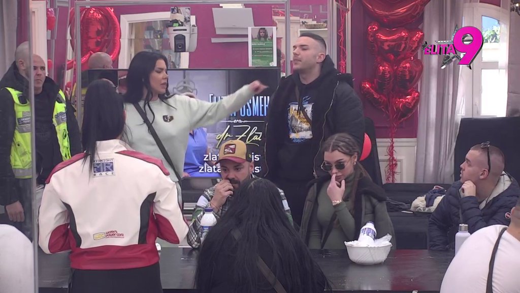 Nađi devojku da ti gura prste... Anita i Anđelo U NEVIĐENOM SUKOBU, on joj spomenuo bivšeg partnera i SUDSKI PROCES! (VIDEO)