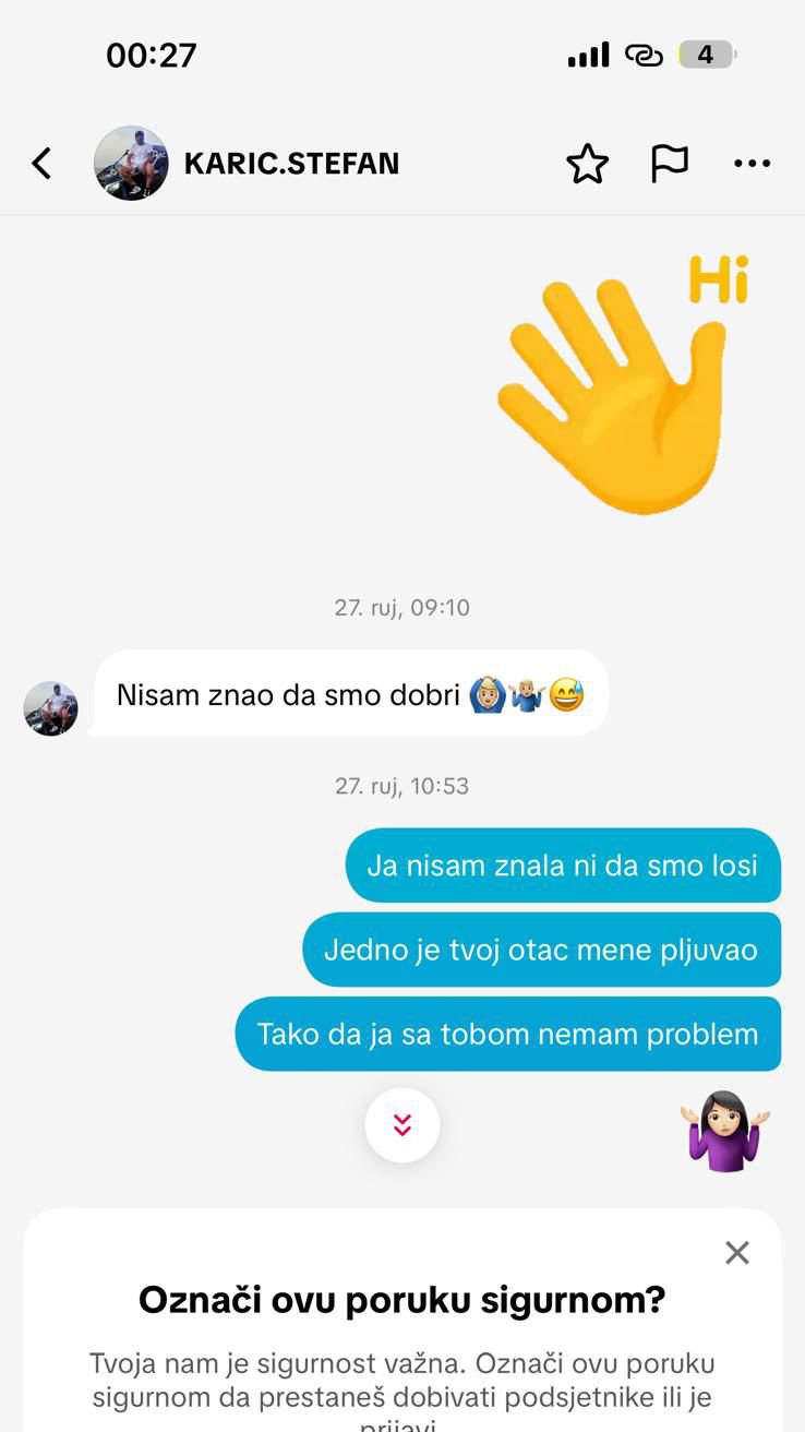 DA SAM MISLIO, SIGURNO SE NE BISMO KUCKALI: Nove prepiske Karića i Anite, evo na koji način je pokušavao da je osvoji (FOTO)