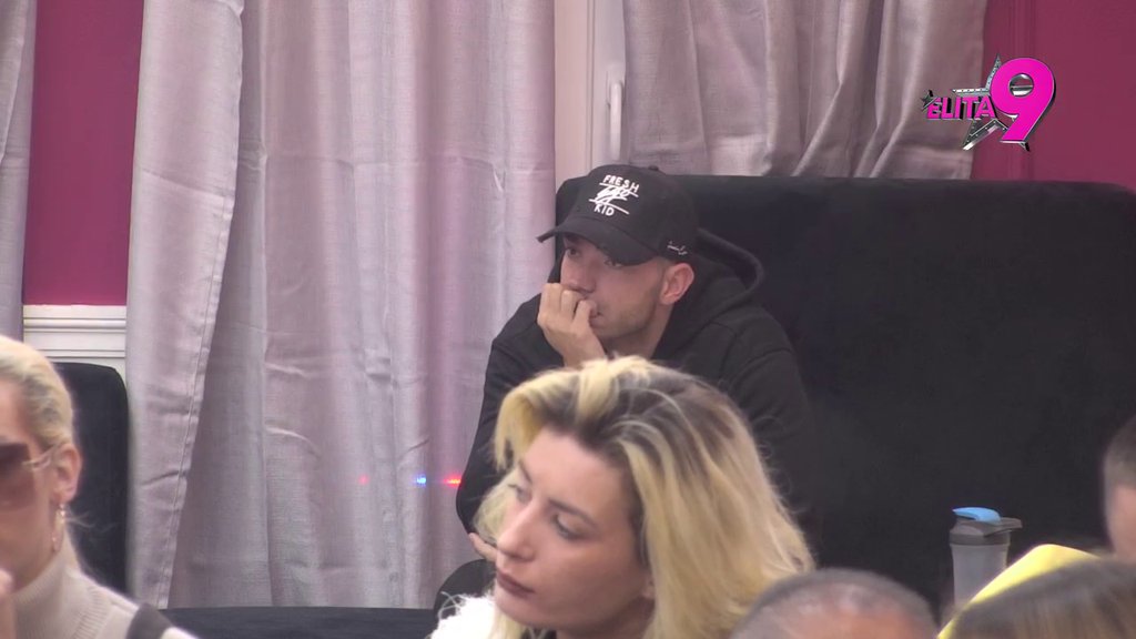 Luka na aparatima: Aneli jedva dočekala da pohvali Anđela, Vujović menja boje kao semafor! (VIDEO)