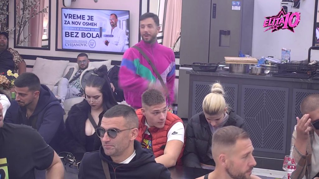Apsolutno sam nenormalna, ali udavale su se i gore! Đukić se još jednom napravio lud na Laurina poniženja, učesnici je stavili na STUB SRAMA (VIDEO)