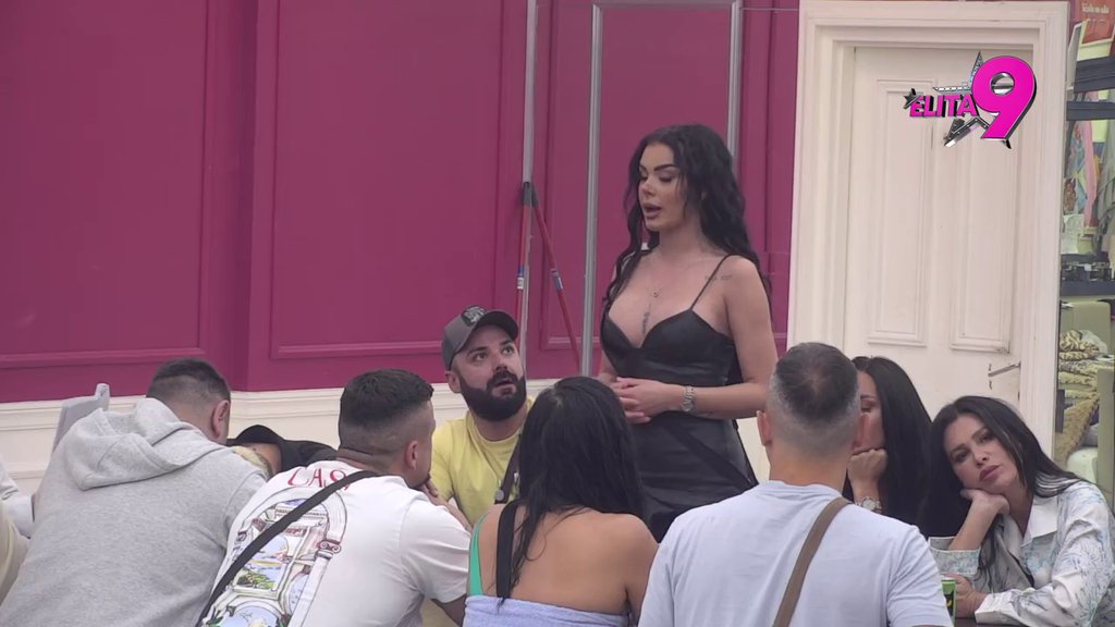 Sramno! Anita divlja jer ništa nije po njenom, Asmin krenuo njenim stopama: Smara me ovo... (VIDEO)