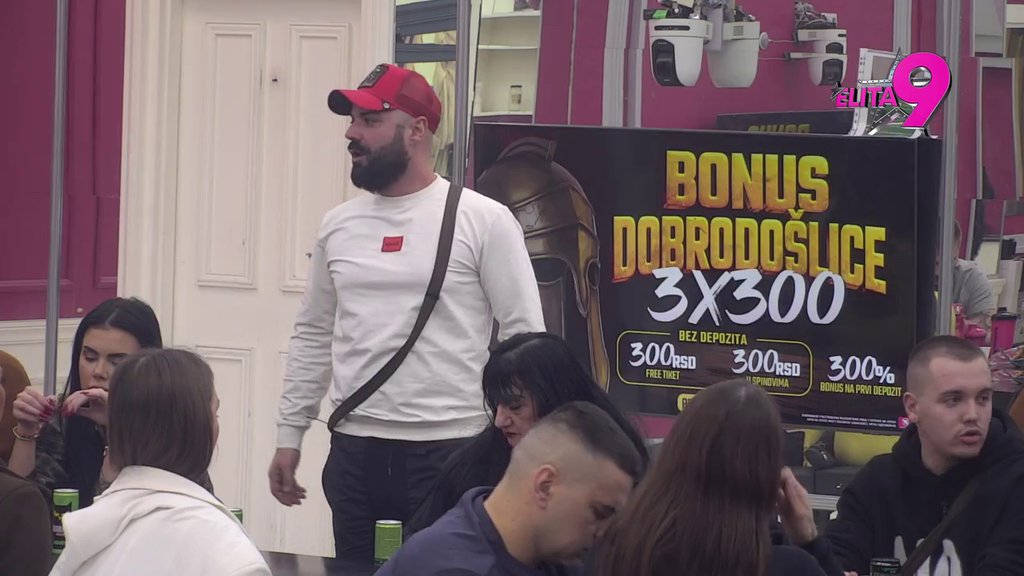 IDE LINIJOM MANJEG OTPORA?! Luka uključio centrifugu, pokušao da se opere od vređanja Anitinih bivših momaka: TO JE MOJA NEMOĆ! (VIDEO)