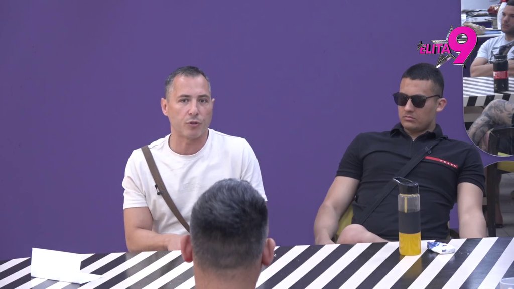 Ja sam ušao u sukob zbog tvoje porodice! Ivan i Miki u klinču: Glumiš mangupa, na perfidan način si ponizio Vanju! (VIDEO)