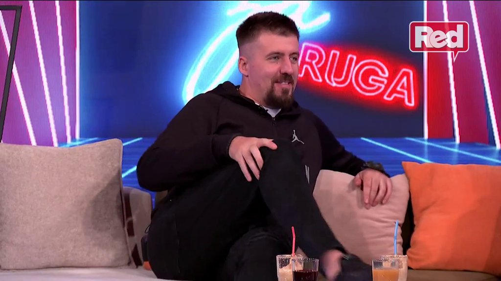 Stizale su mi poruke izjavljivanja saučešća! Ana na ivici suza progovorila o Radinoj borbi sa OPAKOM BOLEŠĆU: Sve živo je bilo, nije baš najbolje! (VIDEO)