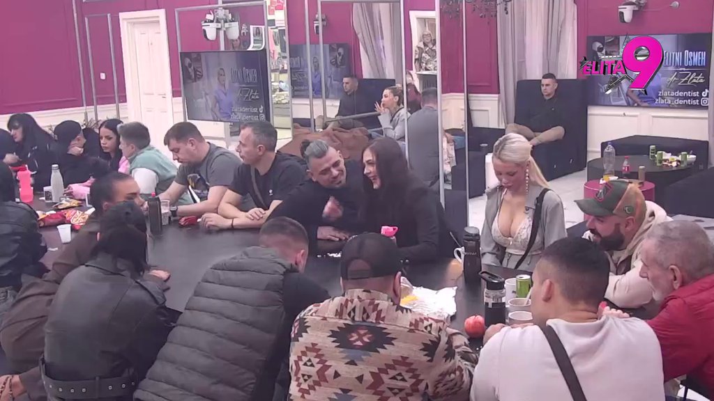 ŠOK! Luka ismejao Anitu pred Viktorom, hoće da zna ko sprema bolji pasulj, on ili Anđelo (VIDEO)