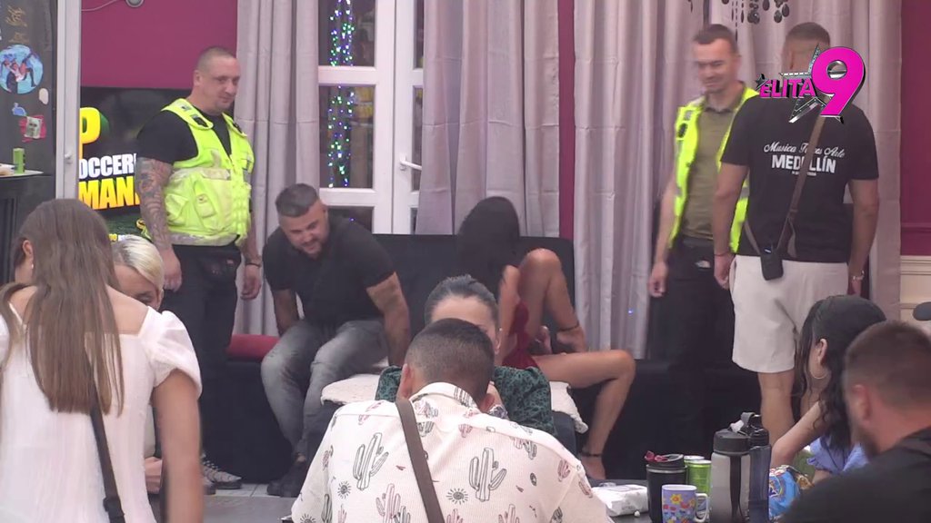 Vodite je na psihijatriju: Maja prebacila Asminu zbog limunade, pa mu udelila nadimak! (VIDEO)
