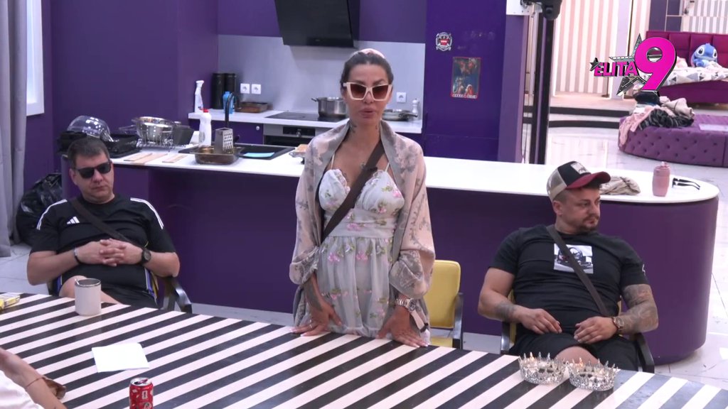 Da nije bilo Stanije možda ne bismo bili ovde, ali bih IMALA SVOJU MALU PORODICU! Aneli ponovo osolila po Dobrojevićki! (VIDEO)