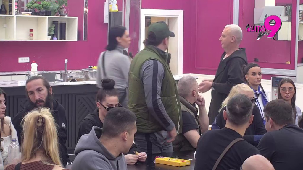 ONA SE SAMO SPRDA: Terza istakao da Sofija pored Milana ubija vreme, Stojičkoviću prekipelo, pa je ODJAVIO za sva vremena: OD DANAS... (VIDEO)