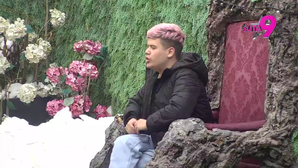 MOGLA JE MIRNIJE DA ODREAGUJE: Uroš dao svoj sud o sukobu Milice i Terze, osvrnuo se na njegov odnos sa Sofijom, pa istakao da Janjuš gleda na Milenu kao zabavu:  ONA MU JE USLUŽNI SERVIS! (VIDEO)