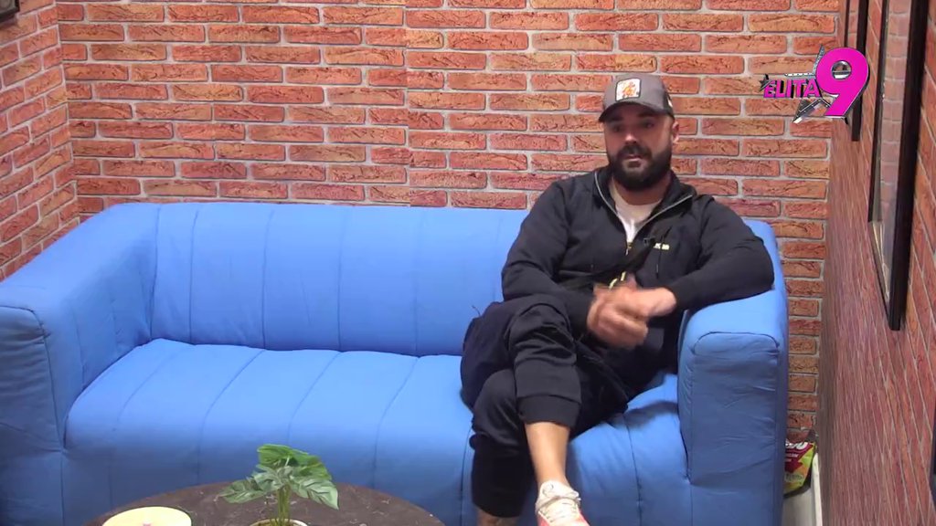 Bolje da kuka tuđa majka nego moja: Luka pripremio PAKAO Aneli, jednom rečenicom je unakazio, ona dotrčala da se obračuna (VIDEO)