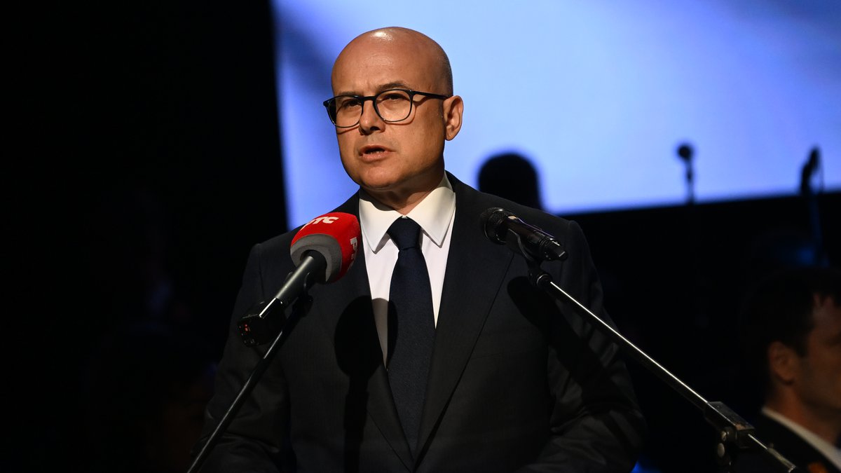 'OPET STE LAGALI ZA MEDALJU' Lider SNS Vučević reagovao na nove dokaze VJT! Raspalio po lažima blokadera o ZVUČNOM TOPU: Spremni su da gaze preko života ljudi da bi ostvarili svoje političke ciljeve