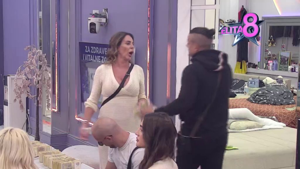 RAT NA SVE STRANE: Kačavenda i Terza zaratili kao nikada, on pokušao da je ponizi pa ga je ona RASRKINKALA (VIDEO)