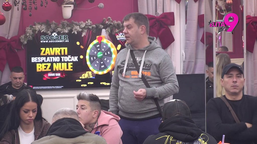 Pokušava da igra na dva fronta! Vanja osudila Asmina jer ne štiti Aneli, on brže-bolje preokrenuo sve u svoju korist: Ja radim sve iskreno i od srca (VIDEO)