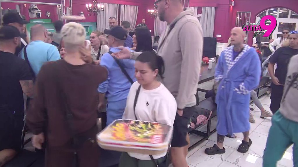 Stigla bogata nagrada u Elitu: Takmičari  nagrađeni zbog Igre istine, ovaj poklon nisu očekivali! (VIDEO)