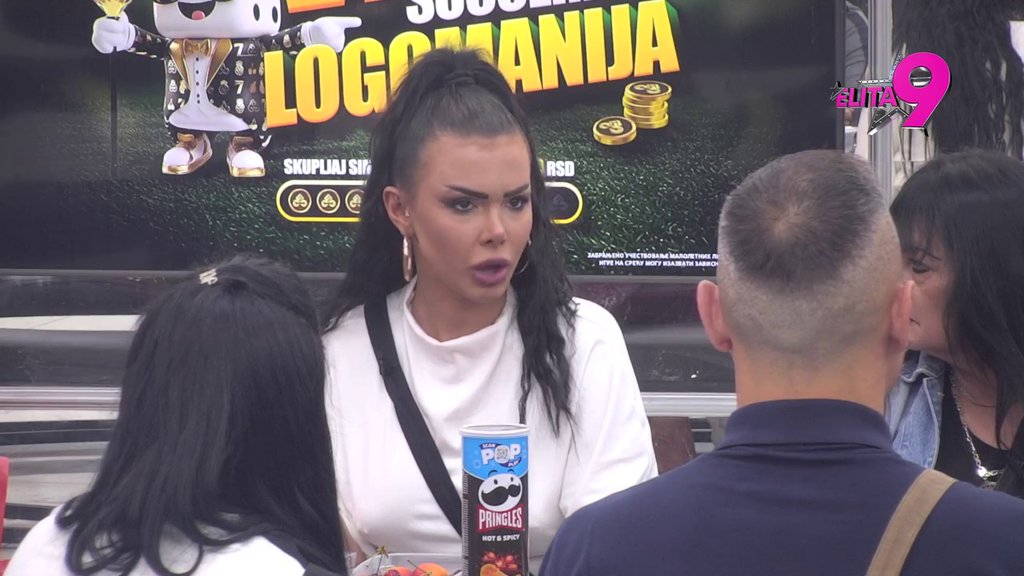 Kačavenda mirođija u svakoj čorbi: Brutalnim uvredama prekinula sukob Anđela i Luke, sve gori od prozivki u Eliti! (VIDEO)