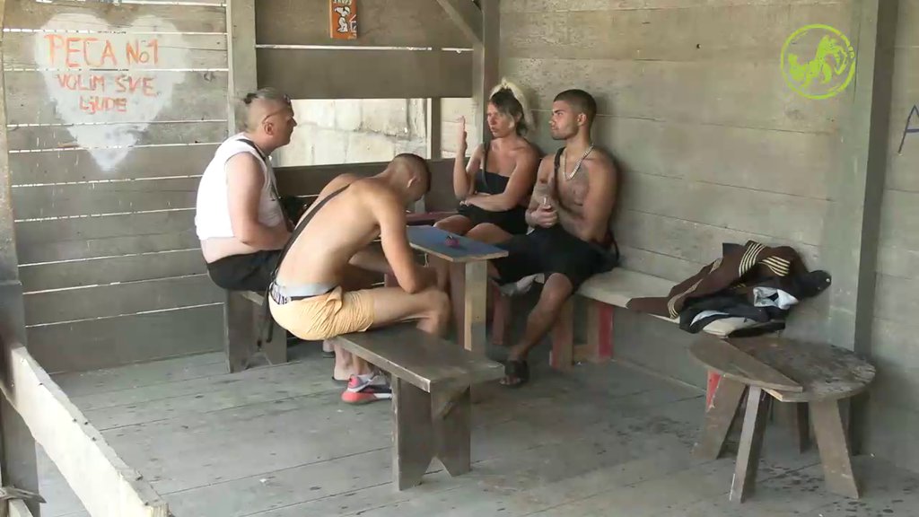 O NJOJ nemaju reči hvale: Boža i Elena RASKRINKALI ZAJEDNIČKU BIVŠU DRUGARICU, evo o kome je reč (VIDEO)