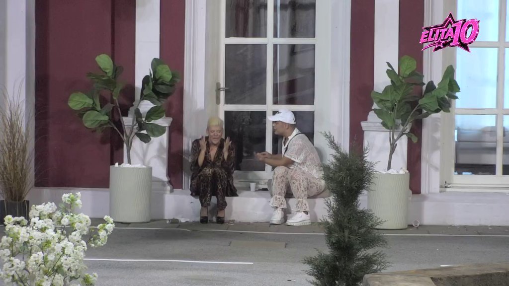 Bili smo u tajnoj vezi: Karlo izljubomorisao Urošu na Boru Santanu, pa Stanić izneo šok detalj! (VIDEO)