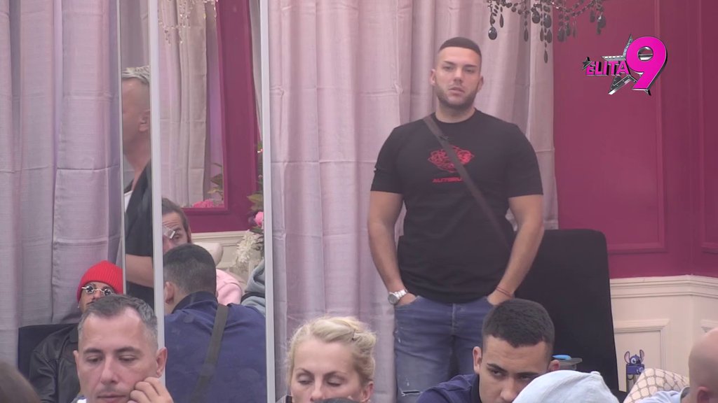 NEMA KRAJA LJUBAVNOM TROUGLU: Ivan posavetovao Saru kako da pridobije Anđela, pa od Rankovića popila pedalu zbog veze sa Marinkovićem (VIDEO)