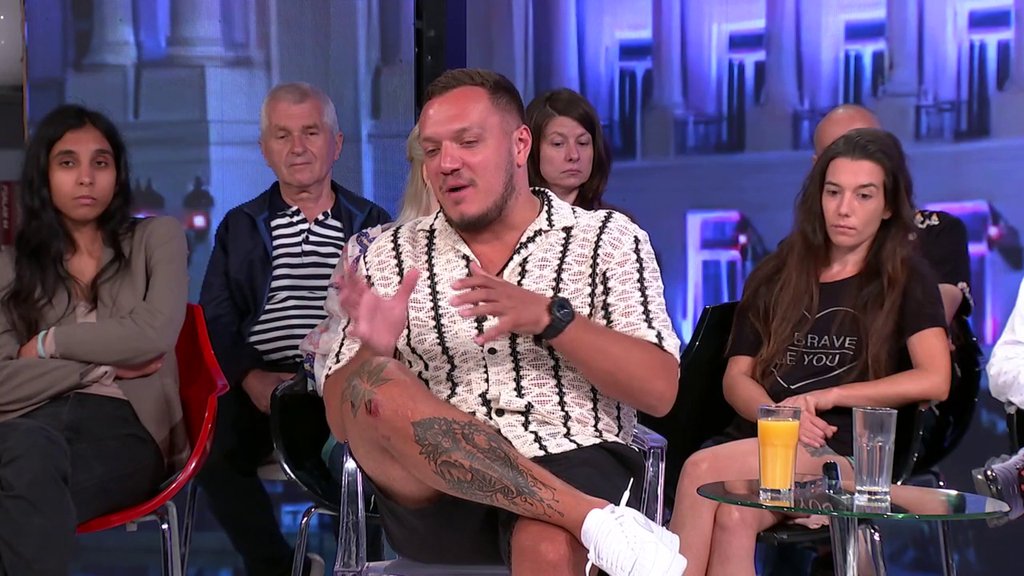ĆALE JE LEGENDA, KEVA ME ODUŠEVILA, A BURAZER... Gastoz progovorio o susretu sa Anđelinom porodicom: Evo koje utiske nosi iz  Đenovića (VIDEO)