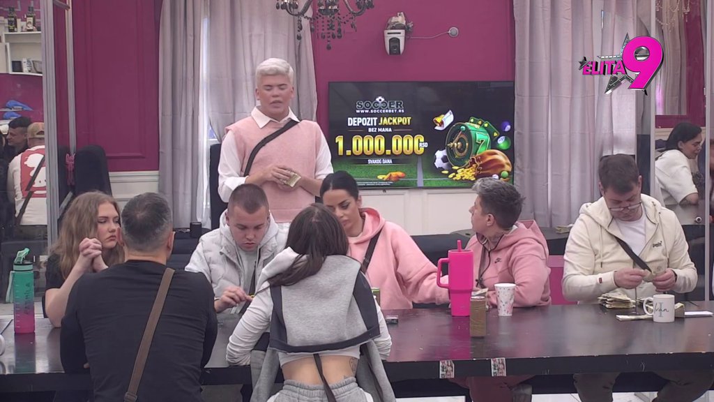 PLJUŠTE UVREDE: Mića i Uroš u novom sukobu, Stanić mu prebacio druženje sa Aneli: PRODAO SI SE ZA... (VIDEO)