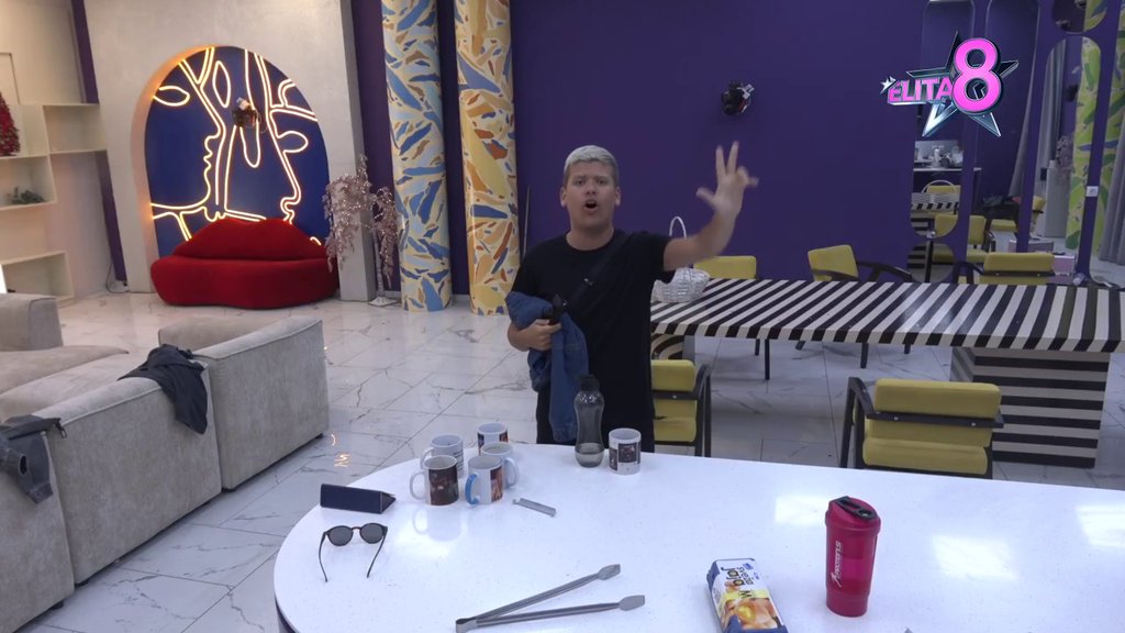 Mesecima ste Gastoza pravili budalom: Uroš Stanić razvezao jezik i osuo žestoku paljbu po Kariću zbog flerta sa Anđelom! (VIDEO)