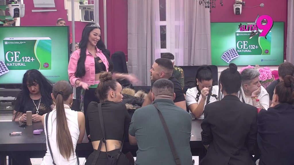 Lep i kulturan, a svađa se sa ženom: Alibaba očitao Anđelu lekciju o kulturi i ponašanju prema starijim damama! (VIDEO)