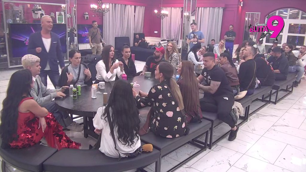 Doneo odluku: Evo ko je omiljena osoba Uroša Stanića! (VIDEO)