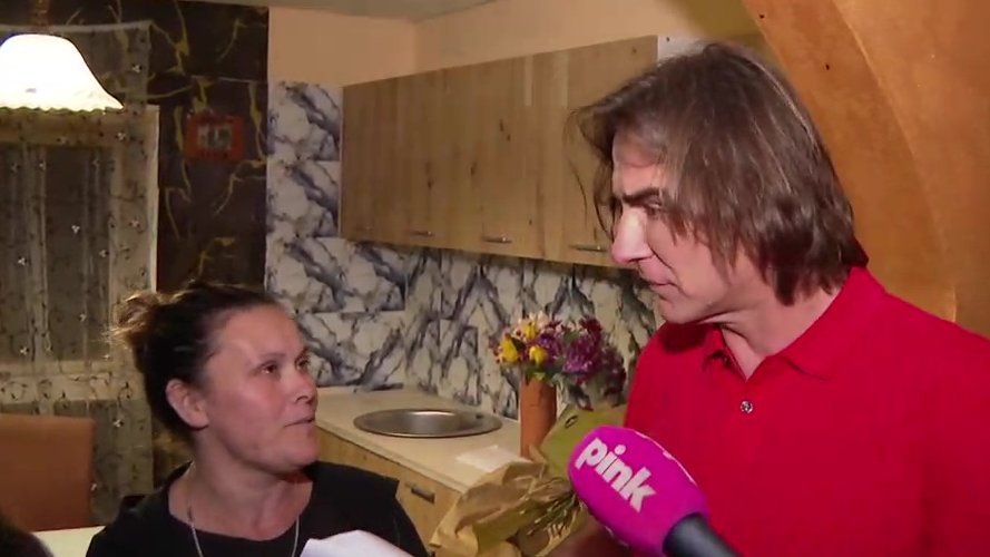POMOĆ STIGLA U NAJTEŽEM TRENUTKU! Željko Mitrović zakucao na vrata samohrane majke ŠESTORO DECE: Pokloni i pola miliona dinara za porodicu Jovanović (FOTO+VIDEO)