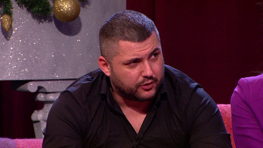 Asmin birao između Stanije i ćerke Nore: Odgovor izazvao muk u studiju, pa priznao da li bi pre njen oproštaj ili vezu s Majom (VIDEO)