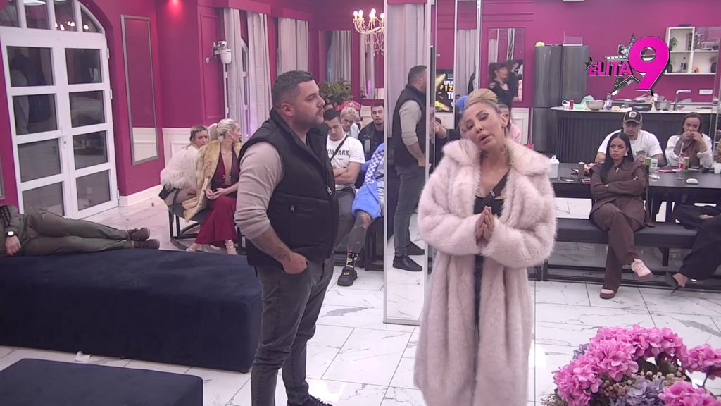 Dobio je rak zbog njih tri: Asmin izneo detalje iz života Anelinog pokojnog oca! Aneli brutalno ponizila Staniju: Spala je na jednog neznanca sa Instagrama (VIDEO)