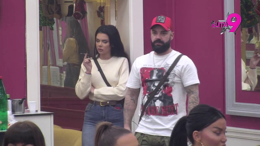 Ona u dubini duše žali za ovom boleščinom: Janjuš shvatio da Aneli gori od ljubomore zbog Anite i Luke, priznao da li mu se Vujović hvalio svojim polnim organom! (VIDEO)