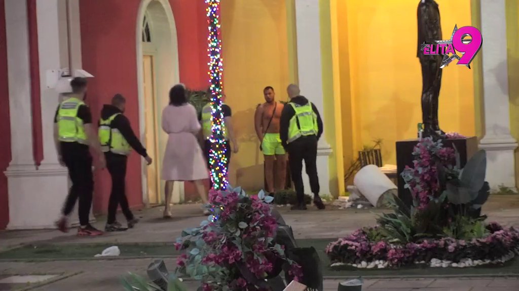 Obezbeđenje je prati u stopu! Mina ne prestaje da prati Viktora u stopu, on ne može da je se otkači (VIDEO)