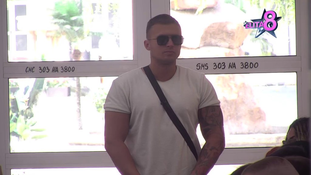 MONSTRUOZNO SI DETE SAKRILA OD OCA: Mića osudio Matoru i Stefani, pa sasuo Tomićevoj sve u lice: Veza s Draganom je osuđena na propast! (VIDEO)