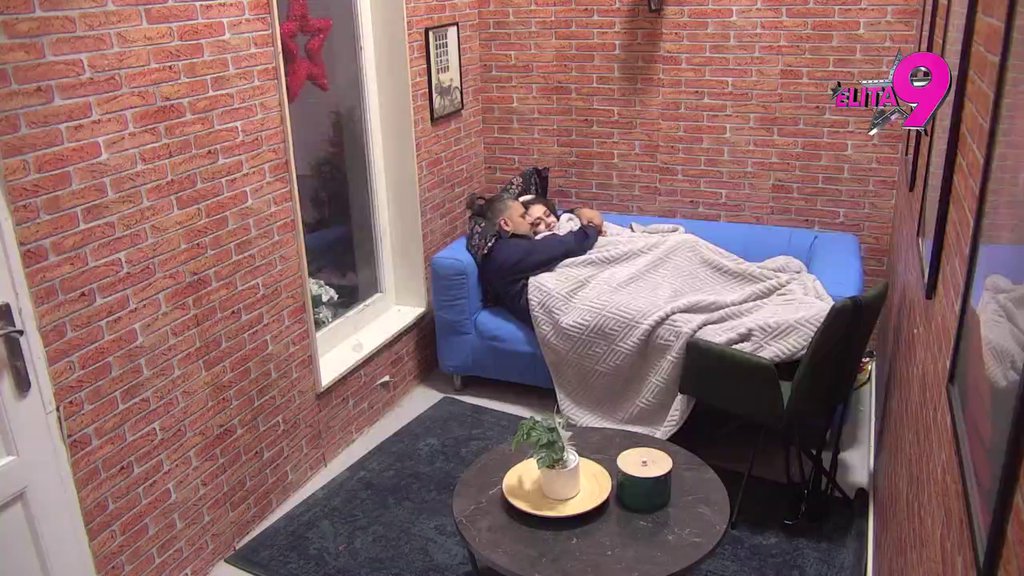 PAO KAO SVEĆA! Konačno otkriveno KO TO GURA Boru, Anastasija priznala krivicu! (VIDEO)