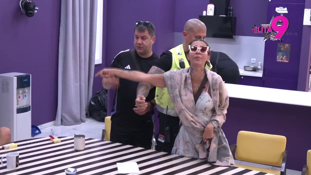 OBEZBEĐENJE STOJI IZMEĐU ANELI I IVANA! Sukob eskalirao, Stanija napravila još veći razdor, tresu se Odabrani! (VIDEO)